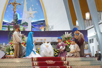 TGP.Huế - Đêm Canh Thức và Thánh Lễ Mừng Chúa Giáng Sinh 2022 tại Phủ Cam