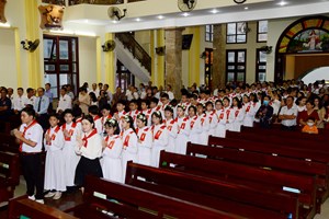 TGP.Sài Gòn - Giáo xứ Tân Thành: Hồng ân Thánh Thần ngày 17-10-2020