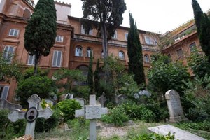 ĐTC sẽ dâng lễ cầu cho các linh hồn (2/11) tại nghĩa trang Teutonic ở Vatican