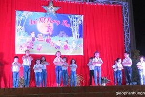 GP.Hưng Hóa - Các Em Thiếu Nhi Giáo Xứ Ro Lục Vui Hội Trăng Rằm