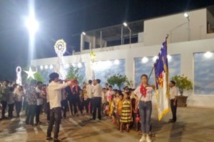 GP.Hưng Hóa - Thiếu nhi giáo xứ Bãi Dòng vui tết Trung thu