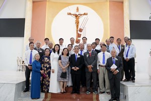 TGP.Sài Gòn - Giáo xứ Tân Việt: Đồng hương Cổ Việt mừng bổn mạng ngày 10-10-2020