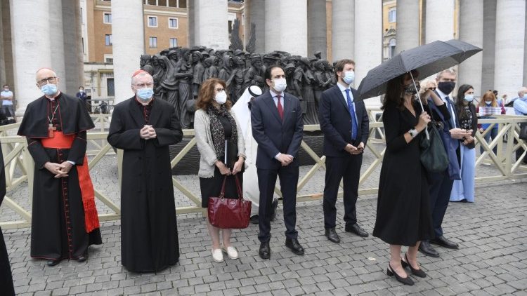 Vatican buộc đeo khẩu trang tại các nơi thuộc lãnh thổ của Vatican