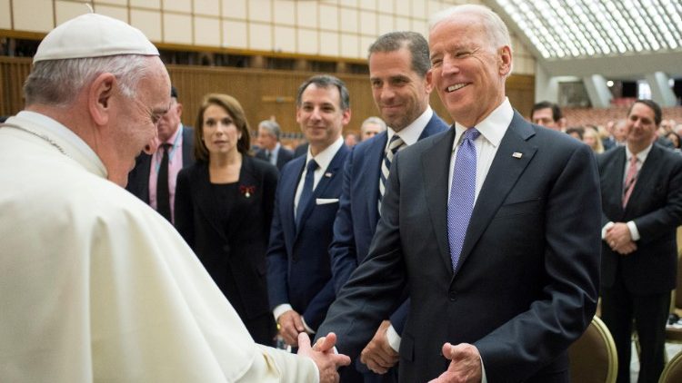 ĐTC Phanxicô gọi điện thoại cho ông Joe Biden