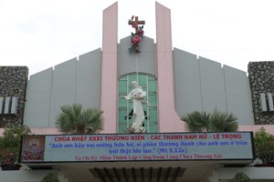 TGP.Sài Gòn - Giáo xứ Tân Việt: Cộng đoàn Lòng Thương Xót Chúa mừng bổn mạng ngày 1-11-2020