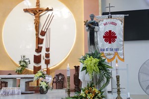 TGP.Sài Gòn - Giáo xứ Tân Việt: Ban Caritas mừng lễ bổn mạng ngày 3-11-2020