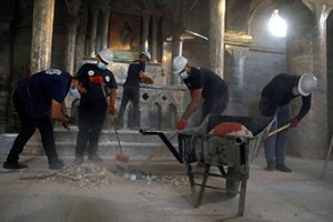 Các bạn trẻ Kitô giáo và Hồi giáo chung tay tái thiết Mosul