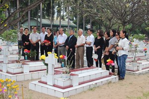 TGP.Sài Gòn - Giáo xứ Hà Nội: Tưởng nhớ các vị mục tử tiền nhiệm