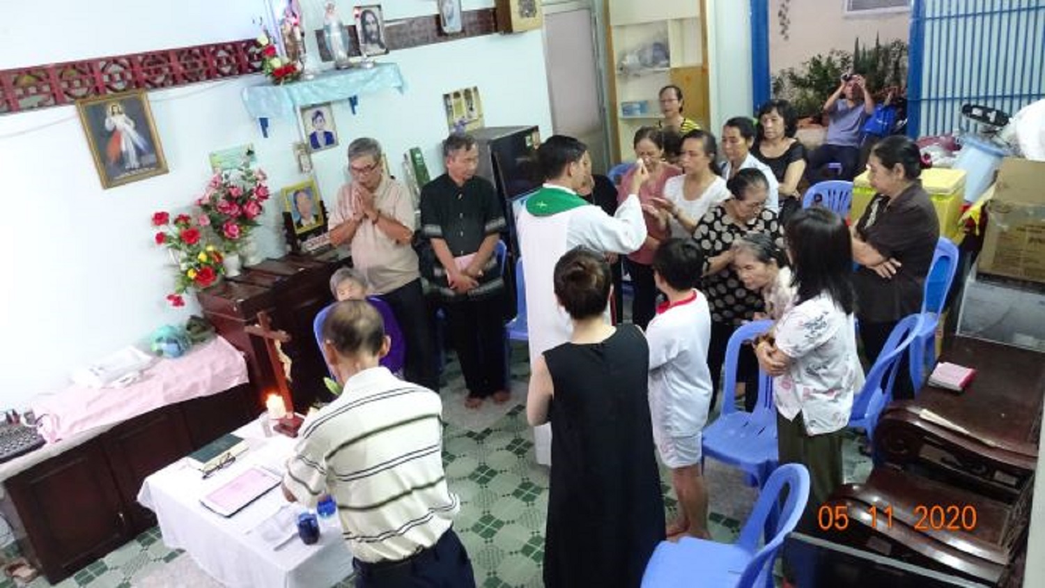 TGP.Sài Gòn - Giáo xứ Hiển Linh: Thánh lễ tại nhà dành cho người già yếu, bệnh tật ngày 5-11-2020