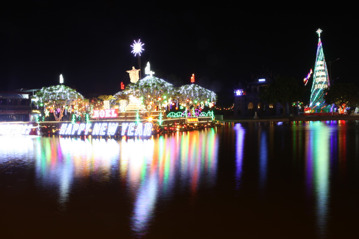 GP.Phát Diệm - Hình ảnh Giáng Sinh tại Phát Diệm phần I