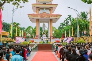GP.Hưng Hóa - Giáo hạt Đông Nam Phú Thọ: Thánh lễ mở Năm Thánh kỷ niệm 125 năm thành lập giáo phận