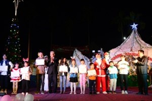 GP.Hưng Hóa - Đêm hoan ca và Thánh lễ mừng Chúa Giáng Sinh tại giáo xứ Cát Ngòi