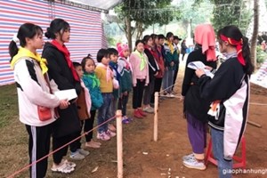 GP.Hưng Hóa - Giáo họ Trúc Lâu: Hội chợ Giáng Sinh cho các em thiếu nhi