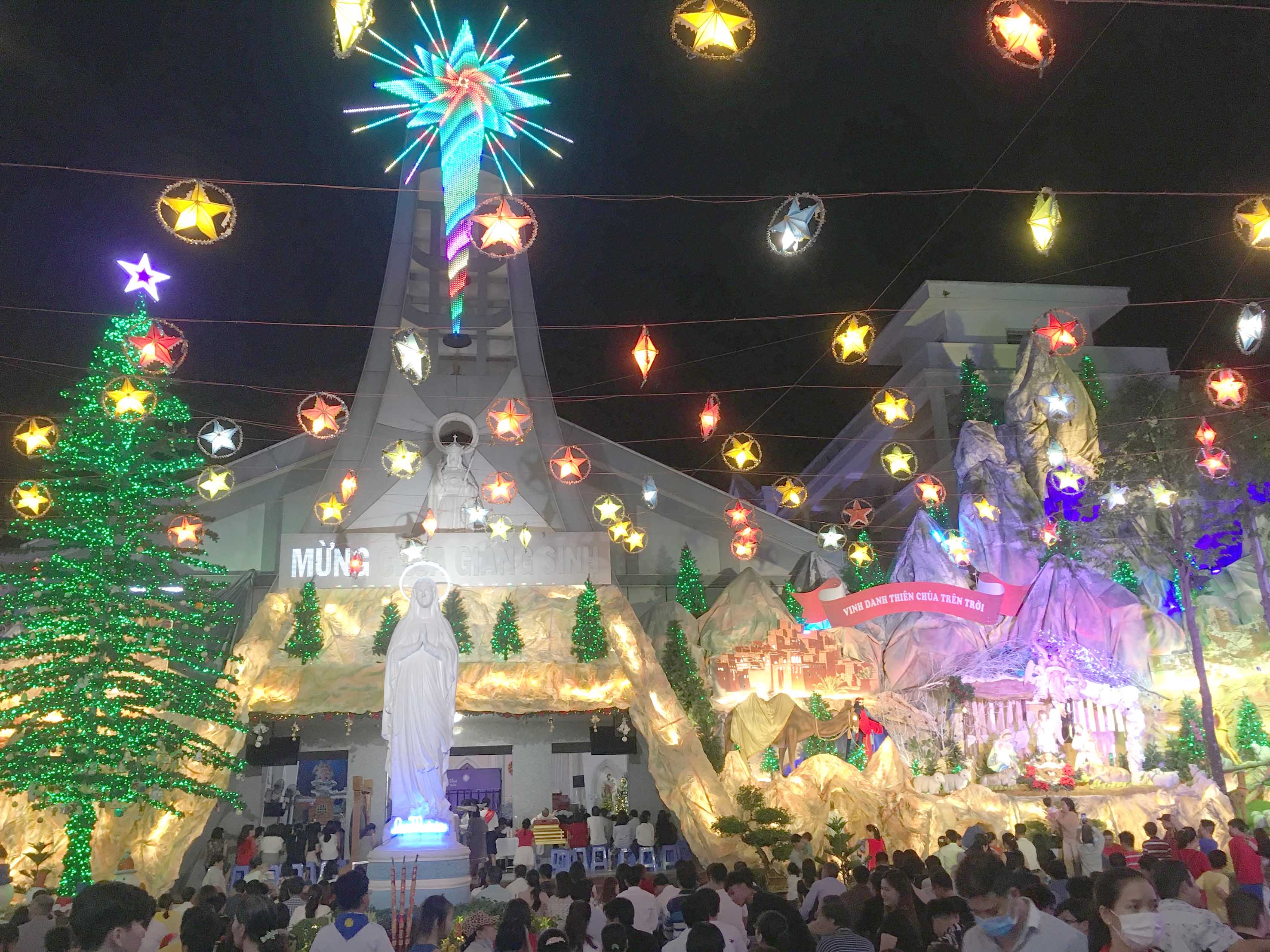 TGP.Sài Gòn - Giáo xứ Bình An: Mừng Lễ Giáng sinh 2020