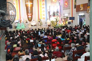 TGP.Sài Gòn - Giáo xứ Tân Trang: Thánh lễ Đêm Giáng sinh 2020