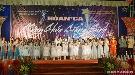 GP.Hưng Hóa - Đêm hoan ca và Thánh lễ mừng Chúa Giáng Sinh tại giáo xứ An Thịnh