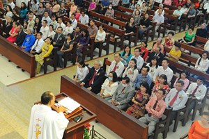 TGP.Sài Gòn - Giáo xứ Vườn Xoài: Lễ Thánh Gia 2020 - Kỷ niệm Hôn phối của các gia đình