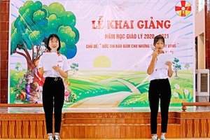 GP.Bùi Chu - Phương Lạc khai giảng năm học Giáo lý mới