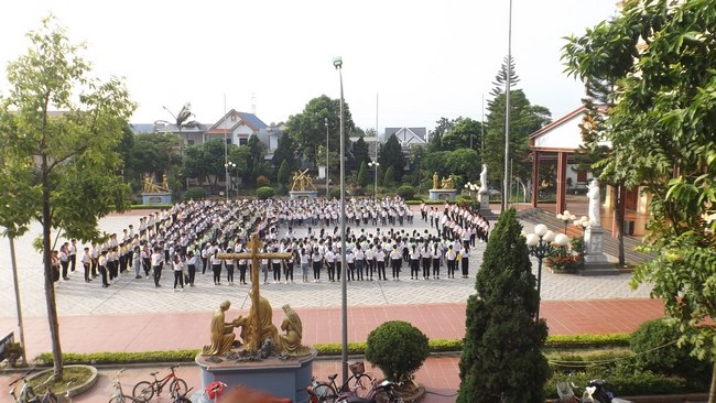 GP.Bắc Ninh - Gx. Đại Từ: Thánh lễ cầu nguyện cho năm học mới