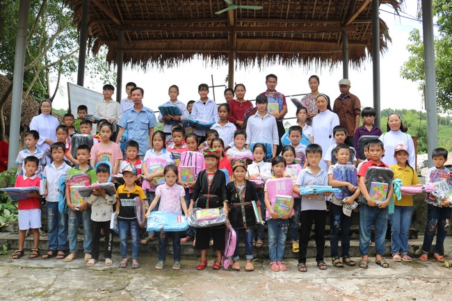 GP.Bắc Ninh - Nữ Đaminh  Khánh thành giáo điểm  Minh Dân