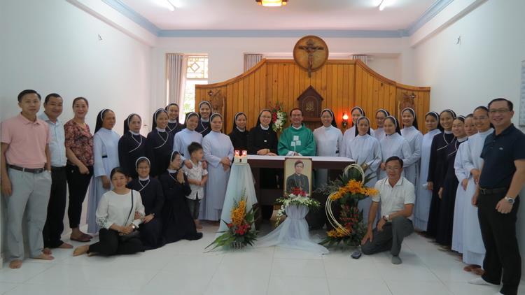 GP.Bắc Ninh - Sài gòn: Thánh lễ cầu nguyện cho Đức cha Giuse Maria Nguyễn Quang Tuyến