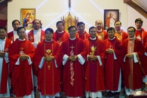 GP.Hưng Hóa - Linh mục giáo hạt Lào Cai tĩnh tâm định kỳ