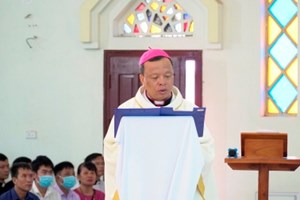 GP.Hưng Hóa - Lời ngỏ của Đức cha Phêrô Nguyễn Văn Viên trong Thánh lễ khởi đầu sứ vụ Giám quản Tông tòa giáo phận 