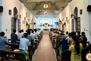 GP.Lạng Sơn - Đức cha Giuse dâng lễ tại thánh đường Giáo xứ Ngạn Sơn