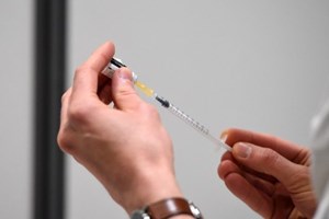 Vatican bắt đầu chiến dịch chích ngừa virus corona