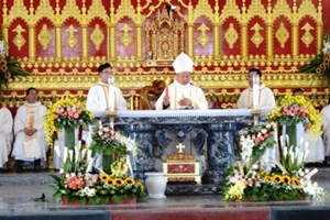 GP.Hưng Hóa - Thánh lễ tạ ơn cung hiến nhà thờ giáo xứ Lạc Hồng