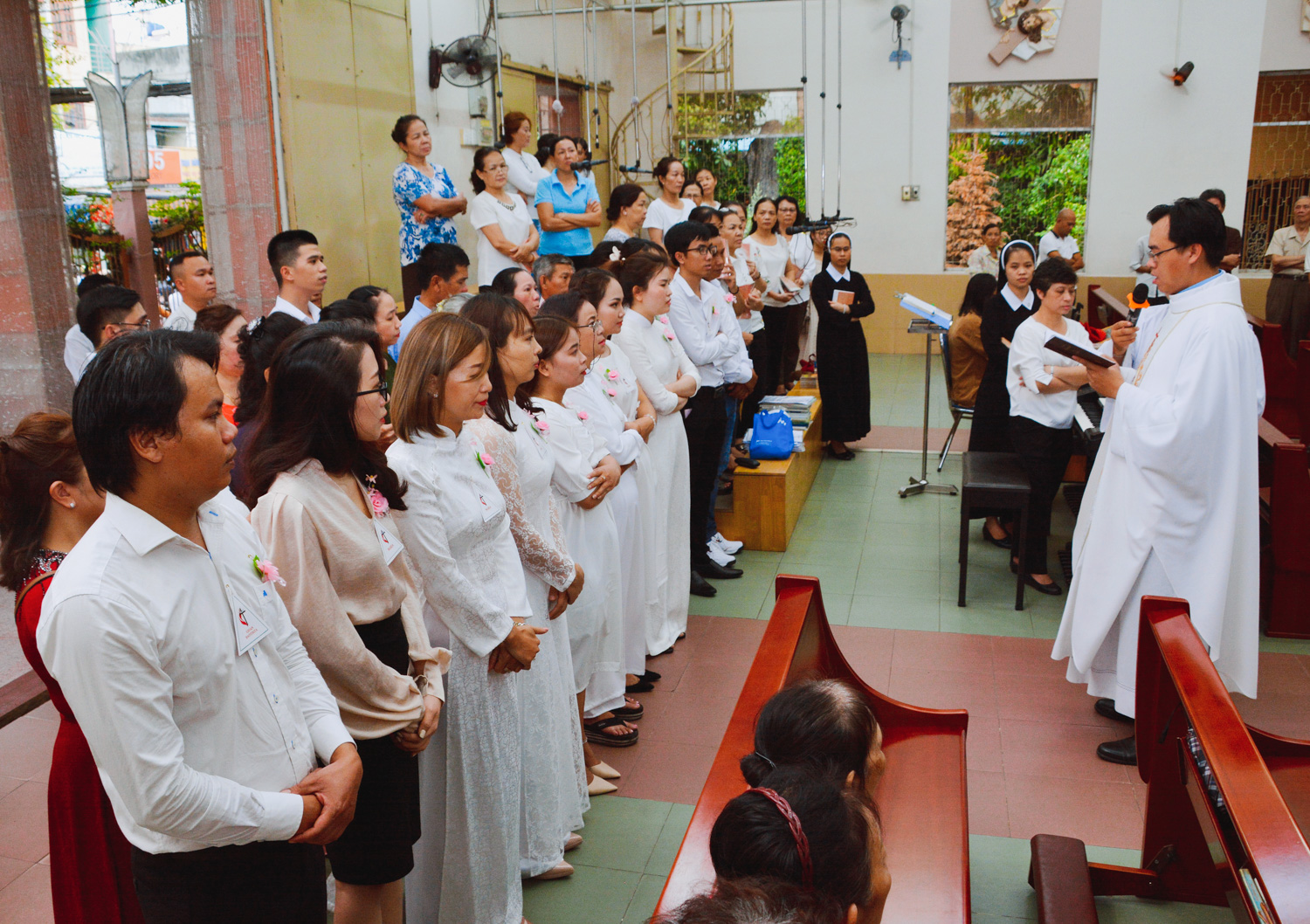TGP.Sài Gòn - Giáo xứ Hà Đông: Mừng lễ Thánh Phaolô Tông đồ trở lại - Ban các Bí tích Khai tâm cho Tân tòng 25-1-2021