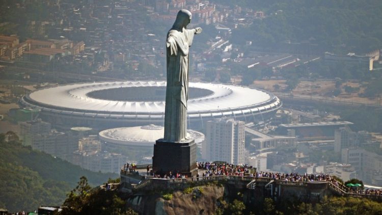 ĐTC Phanxicô: Tượng Chúa Cứu Thế ở Rio là một lời kêu gọi hòa giải