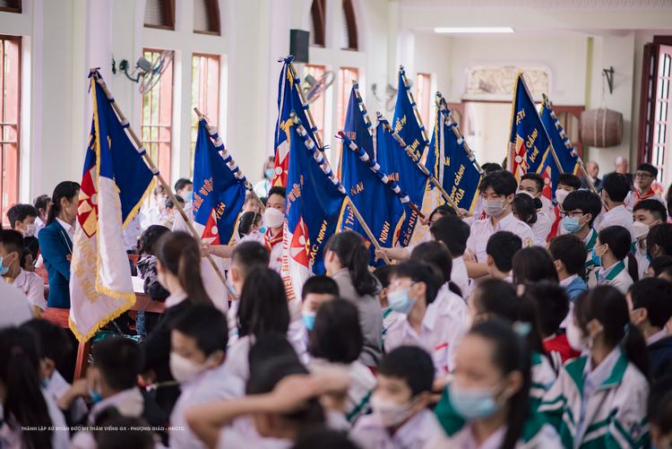 GP.Bắc Ninh - Thiếu nhi Thánh Thể: Thành lập xứ đoàn “Đức Mẹ Thăm Viếng” Phượng giáo