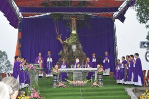 GP.Phát Diệm - Hình ảnh thánh lễ cầu cho các linh hồn tại đất thánh Phát Diệm 02.11.2021