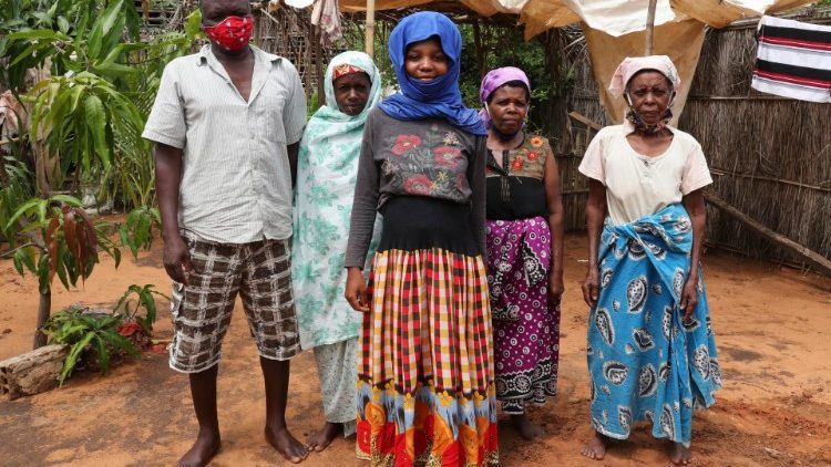 Khởi động dự án cho di dân ở Nigeria và Mozambique