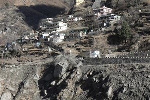 Giáo hội Ấn Độ gấp rút cứu trợ nạn nhân thảm họa sông băng Uttarakhand