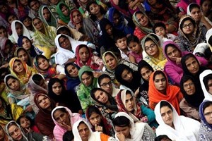 Các lãnh đạo Hồi giáo Pakistan bảo vệ nữ y tá Ki-tô hữu bị cáo buộc tội phạm thượng