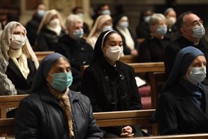 ĐTC Phanxicô khuyên các tu sĩ đừng nói hành nói xấu và hãy có tính hài hước