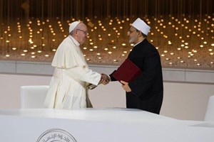 Sứ điệp video của ĐTC trong cuộc gặp gỡ trực tuyến với Đại Imam Ahmed Al Tayeb