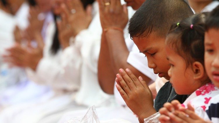ĐHY Bo mời gọi các tín hữu cầu nguyện cho người Công giáo ở Trung Quốc
