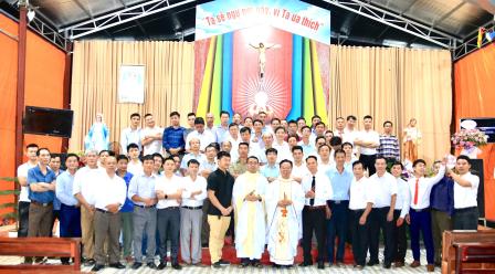 GP.Hưng Hóa - Giới Gia Trưởng giáo xứ thành phố Sơn La mừng lễ bổn mạng