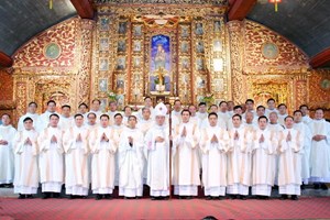 GP.Phát Diệm - Giáo phận Phát Diệm hân hoan tạ ơn Chúa vì có thêm 9 thầy phó tế