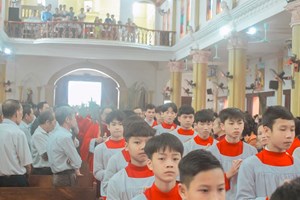 GP.Thanh Hóa - GIáo xứ Đa Phạn: Thánh Lễ Lá và Bế mạc Tuần Chầu năm 2021