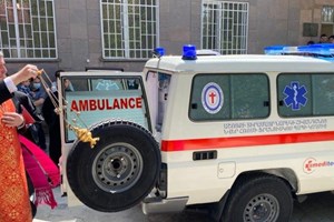 ĐTC tặng thiết bị y tế giúp Armenia chống lại Covid-19