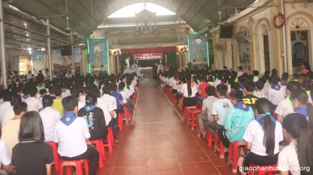 GP.Hưng Hóa - Ngày cầu nguyện cho ơn thiên triệu tại giáo xứ Trại Sơn