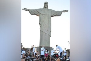 Tượng Chúa Ki-tô Cứu Thế ở Brazil được trùng tu nhân kỷ niệm 90 năm xây dựng