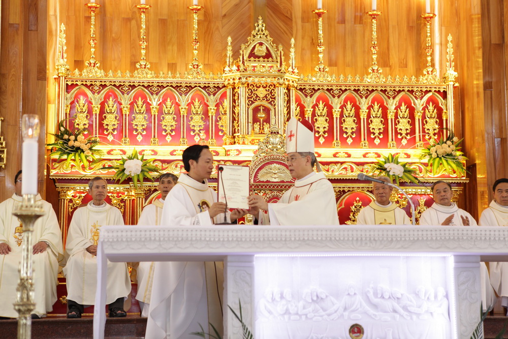 GP.Phát Diệm - Trang sử mới của giáo xứ Trì Chính: Thánh lễ cung hiến thánh đường 06.05.2021