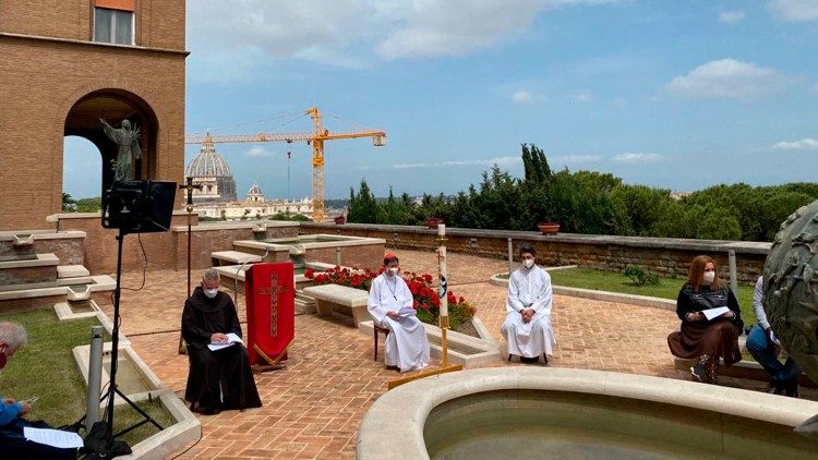ĐHY Tagle: Sứ vụ là một hồng ân cho toàn thể Giáo hội