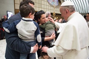 ĐTC gửi sứ điệp video đến Diễn đàn về Amoris Laetitia
