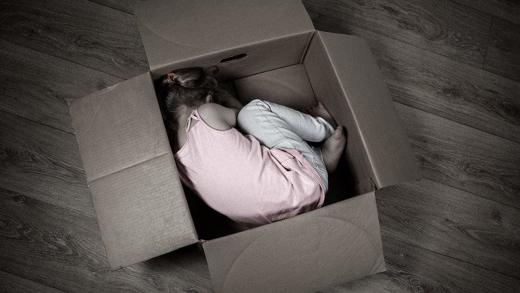 Giáo viên môn tôn giáo ở Ai Len lo ngại các học sinh Công giáo thực hành đạo bị bắt nạt